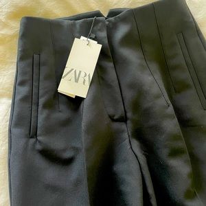 The all time most popular Zara high waisted pant. Never worn. Brand new with tag